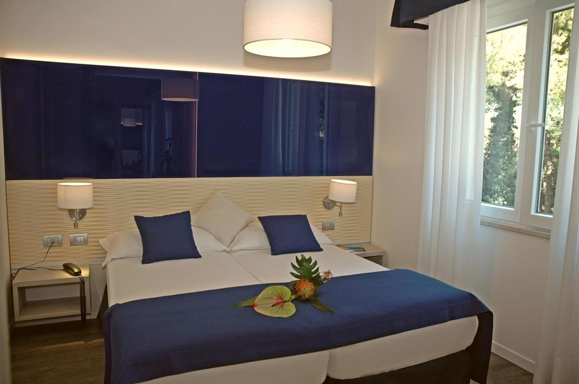 Hotel Abbazia Lignano Sabbiadoro Ngoại thất bức ảnh